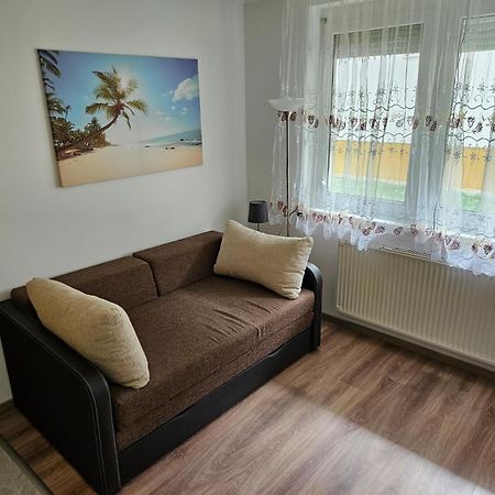 Hajdúszoboszló Fischer Apartman 2 מראה חיצוני תמונה