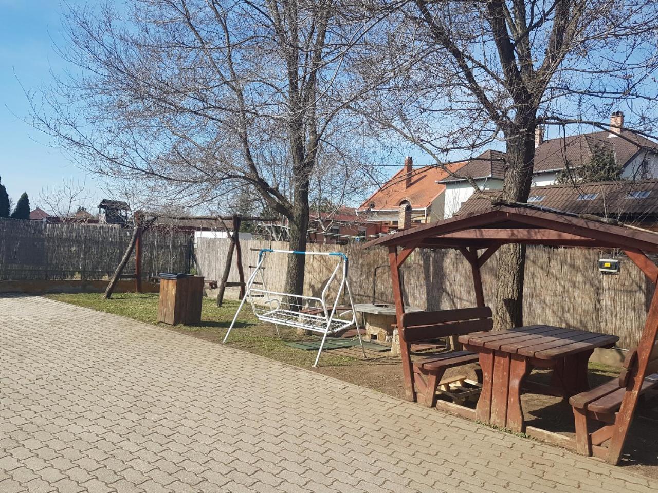 Hajdúszoboszló Fischer Apartman 2 מראה חיצוני תמונה