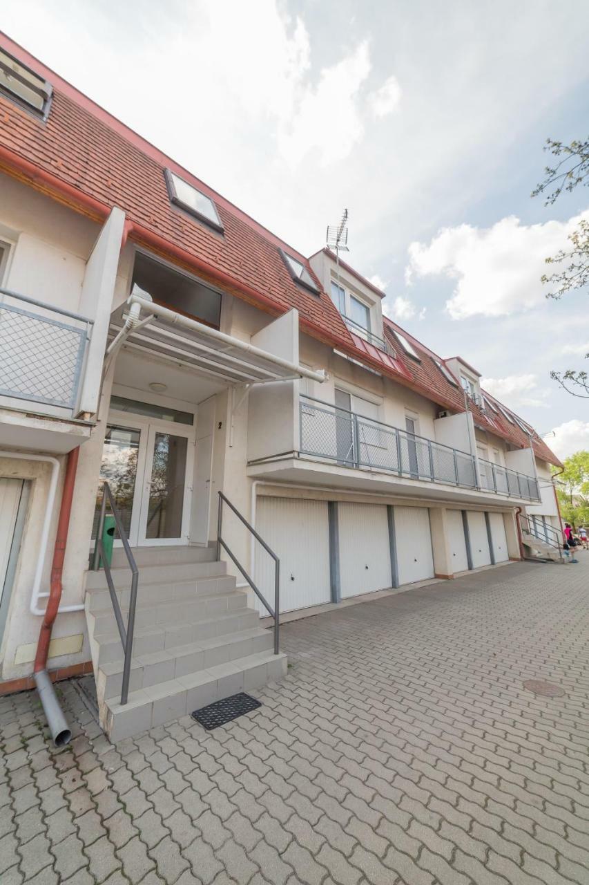 Hajdúszoboszló Fischer Apartman 2 מראה חיצוני תמונה